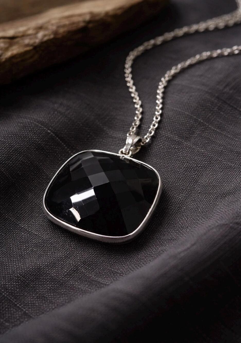 Museum Cut Natural Black Onyx Necklace in Sterling Silver